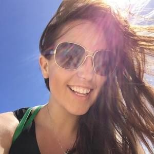 Meet your Posher, Rebecca